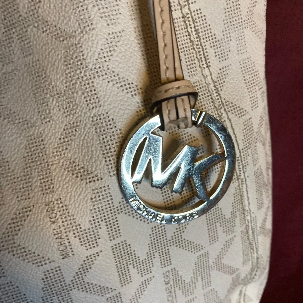 Mk Michael Kors signature logo embossed Satchel tote shoulderbag